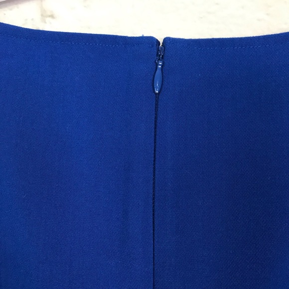 Ann Taylor Sleeveless Career Chain Sheath Dress 4 - Picture 4 of 7